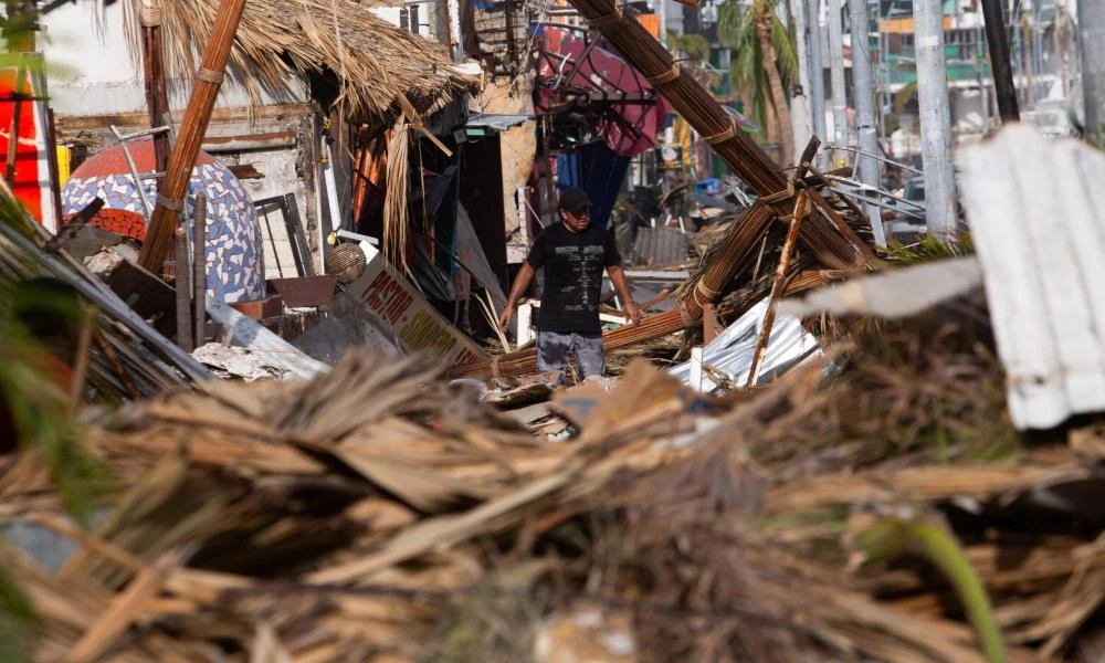 Βιβλική καταστροφή στο Μεξικό: 48 οι νεκροί από τον τυφώνα Ότις
